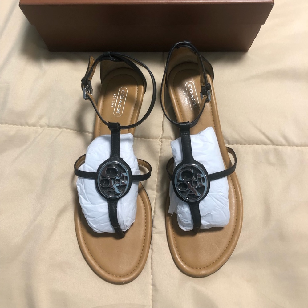 Coach Flats - Picture 2 of 3